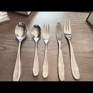 ISO Lagostina Pranzo Flatware Set